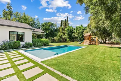 3216 E Weldon Avenue, Phoenix, AZ 85018 - Photo 41