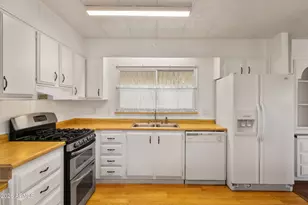120 N Val Vista Dr, Mesa, AZ 85213 - Photo 13