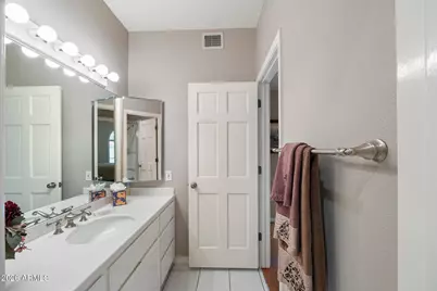 84 E Buena Vista Drive, Tempe, AZ 85284 - Photo 31