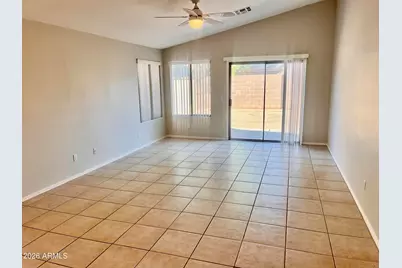 13346 W Saguaro Lane, Surprise, AZ 85374 - Photo 7