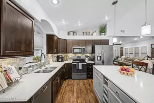3807 W Runion Dr, Glendale, AZ 85308 - Photo 15