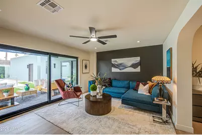 2209 N 12th Avenue, Phoenix, AZ 85007 - Photo 19