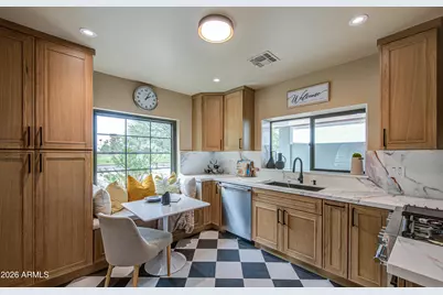 2209 N 12th Avenue, Phoenix, AZ 85007 - Photo 17