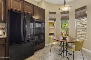12081 W Desert Mirage Dr, Peoria, AZ 85383 - Photo 11