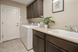 12081 W Desert Mirage Dr, Peoria, AZ 85383 - Photo 27