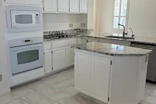 26017 S Hollygreen Dr, Sun Lakes, AZ 85248 - Photo 9