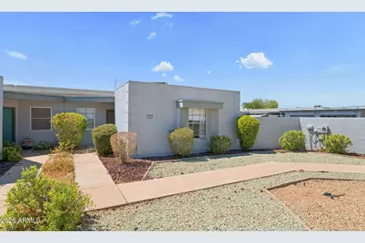 10538 W Palmeras Drive, Sun City, AZ 85373 - Photo 3