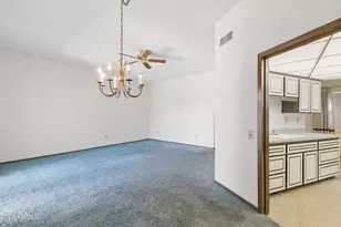 10538 W Palmeras Dr, Sun City, AZ 85373 - Photo 15