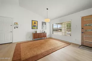 18221 N 42nd St, Phoenix, AZ 85032 - Photo 7