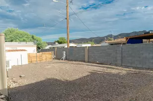 303 E South Mountain Ave, Phoenix, AZ 85042 - Photo 3
