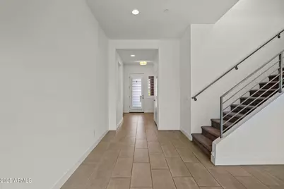 3200 N 39th Street #4, Phoenix, AZ 85018 - Photo 5