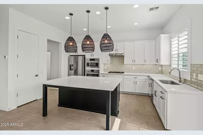 3200 N 39th Street #4, Phoenix, AZ 85018 - Photo 11