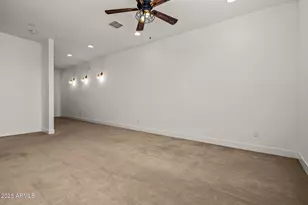 3200 N 39th St, Phoenix, AZ 85018 - Photo 23