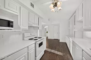 4444 E Paradise Village Pkwy N, Phoenix, AZ 85032 - Photo 9