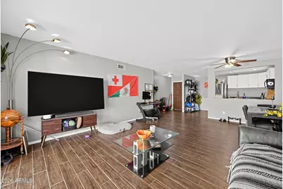 2940 N 38th Street #8, Phoenix, AZ 85018 - Photo 3