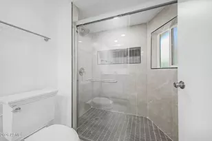 18431 N 3rd Ave, Phoenix, AZ 85023 - Photo 15