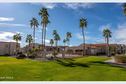 9151 W Greenway Road #273, Peoria, AZ 85381 - Photo 1