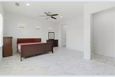 1083 E Holland Park Drive, Gilbert, AZ 85297 - Photo 15