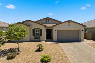 1083 E Holland Park Dr, Gilbert, AZ 85297 - Photo 1