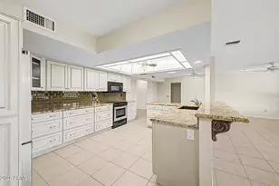 9507 W Country Club Dr, Sun City, AZ 85373 - Photo 27