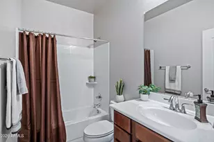 957 E Rojo Way, Gilbert, AZ 85297 - Photo 11