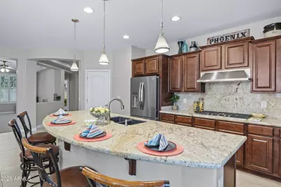 957 E Rojo Way, Gilbert, AZ 85297 - Photo 17
