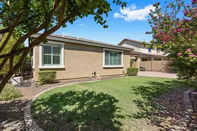 957 E Rojo Way, Gilbert, AZ 85297 - Photo 13