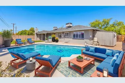 8215 E Cambridge Avenue, Scottsdale, AZ 85257 - Photo 3