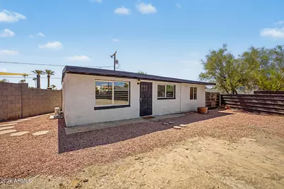 1535 E Christy Drive, Phoenix, AZ 85020 - Photo 1