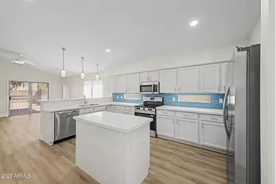 18017 N 147th Drive, Surprise, AZ 85374 - Photo 7