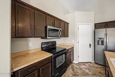 3346 S 256th Drive, Buckeye, AZ 85326 - Photo 33