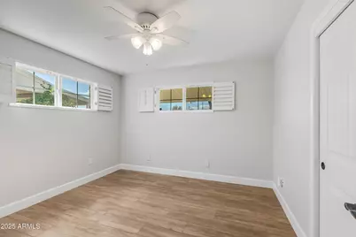 808 E Cavalier Drive, Phoenix, AZ 85014 - Photo 19