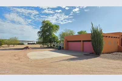 428 W Grants Passage, San Tan Valley, AZ 85143 - Photo 3