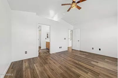45592 W Rainbow Drive, Maricopa, AZ 85139 - Photo 9