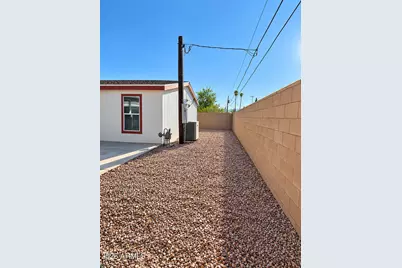 1048 Holly Street, Bullhead City, AZ 86442 - Photo 25