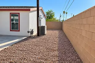 1048 Holly St, Bullhead City, AZ 86442 - Photo 25