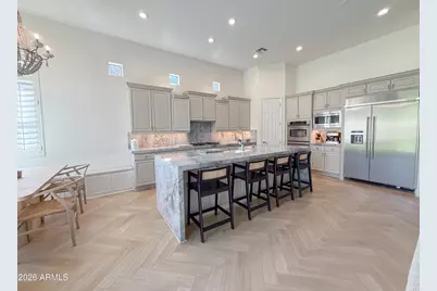 3818 E Crest Lane, Phoenix, AZ 85050 - Photo 7