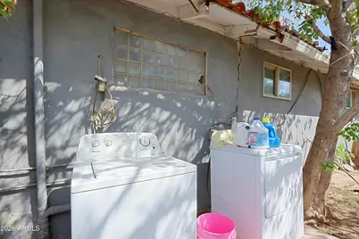 6414 N 65th Drive, Glendale, AZ 85301 - Photo 33