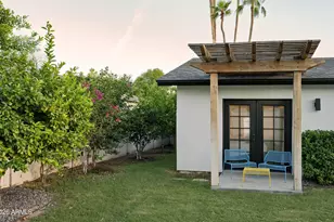 3802 E Heatherbrae Dr, Phoenix, AZ 85018 - Photo 31