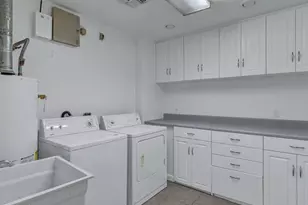 5736 N 32nd Dr, Phoenix, AZ 85017 - Photo 11