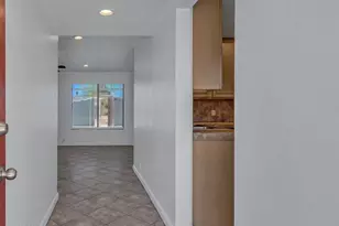 5736 N 32nd Dr, Phoenix, AZ 85017 - Photo 5
