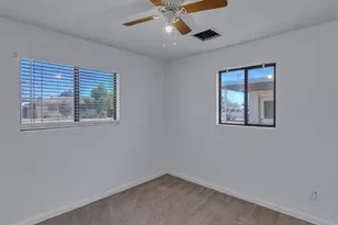 5736 N 32nd Dr, Phoenix, AZ 85017 - Photo 19