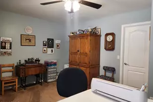 36 S Valencia Ct, Casa Grande, AZ 85194 - Photo 11