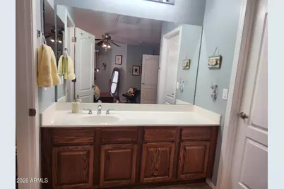 36 S Valencia Court, Casa Grande, AZ 85194 - Photo 5