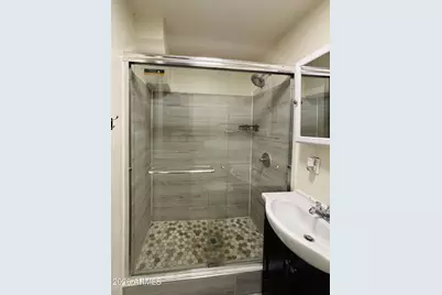 3720 W Mauna Loa Lane #Studio, Phoenix, AZ 85053 - Photo 9