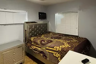 3720 W Mauna Loa Ln, Phoenix, AZ 85053 - Photo 13