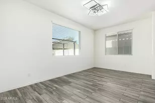 2249 W Betty Elyse Ln, Phoenix, AZ 85023 - Photo 7