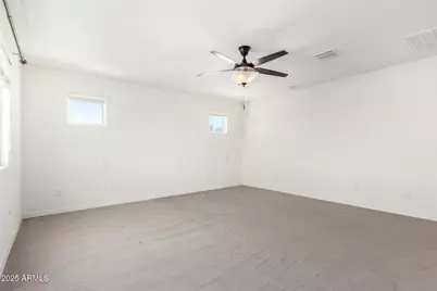 2249 W Betty Elyse Lane, Phoenix, AZ 85023 - Photo 15