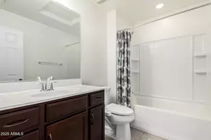 2249 W Betty Elyse Ln, Phoenix, AZ 85023 - Photo 21