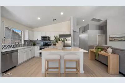 3510 W Quail Track Drive, Phoenix, AZ 85083 - Photo 5